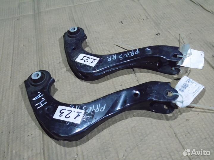 Рычаг задний верхний Тойота Приус 50