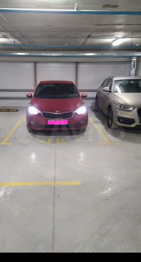 Машиноместо, 14 м²