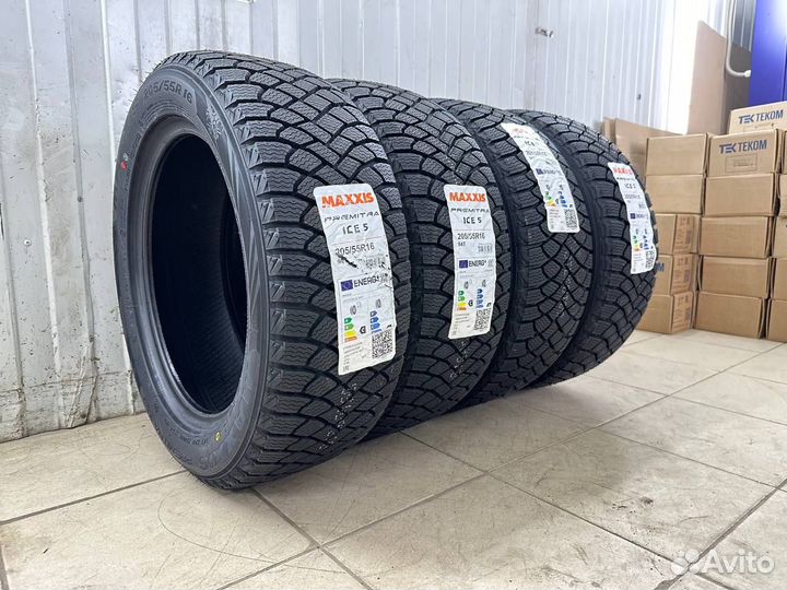 Maxxis Premitra Ice 5 SUV / SP5 195/65 R15