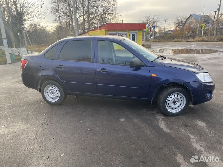 LADA Granta 1.6 МТ, 2013, 215 727 км