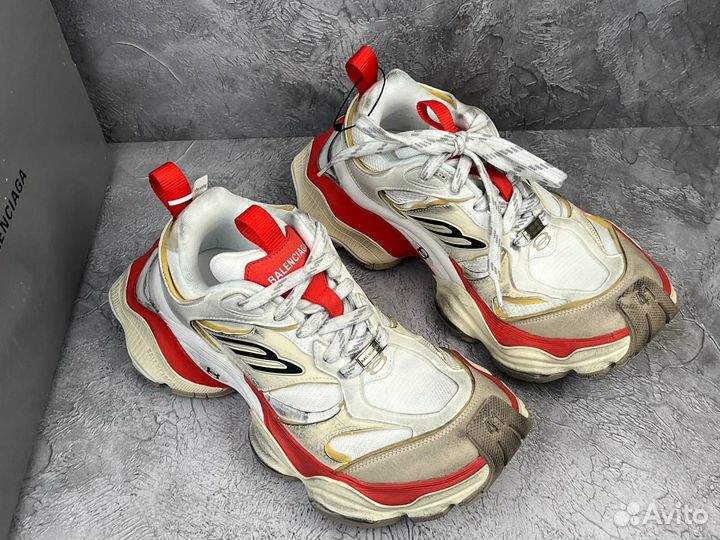 Кроссовки Balenciaga Cargo Sneaker Beige Red