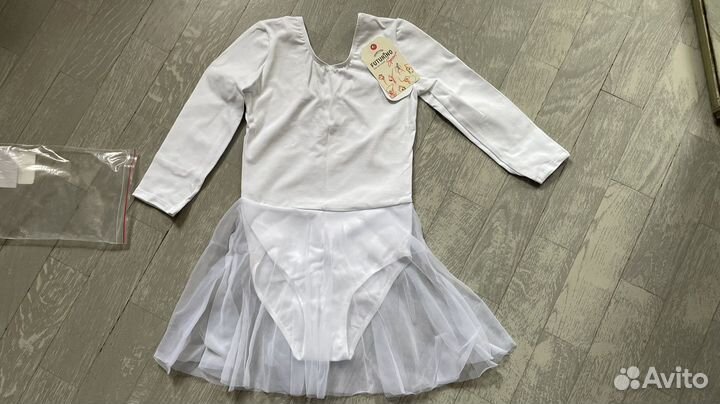 Купальник гимнастический 134 новый