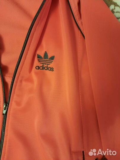 Спортивный костюм женский