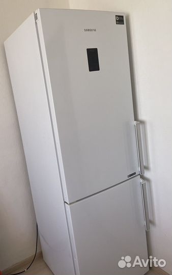 Холодильник no frost Samsung RB-33J3300WW