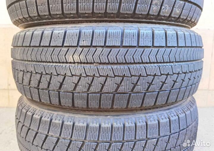 Bridgestone Blizzak VRX 185/60 R15 84Q