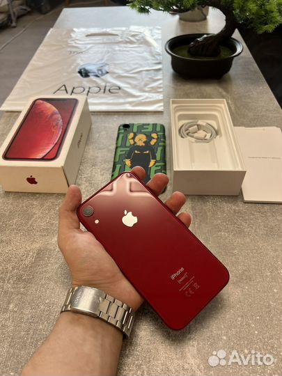 iPhone Xr, 128 ГБ