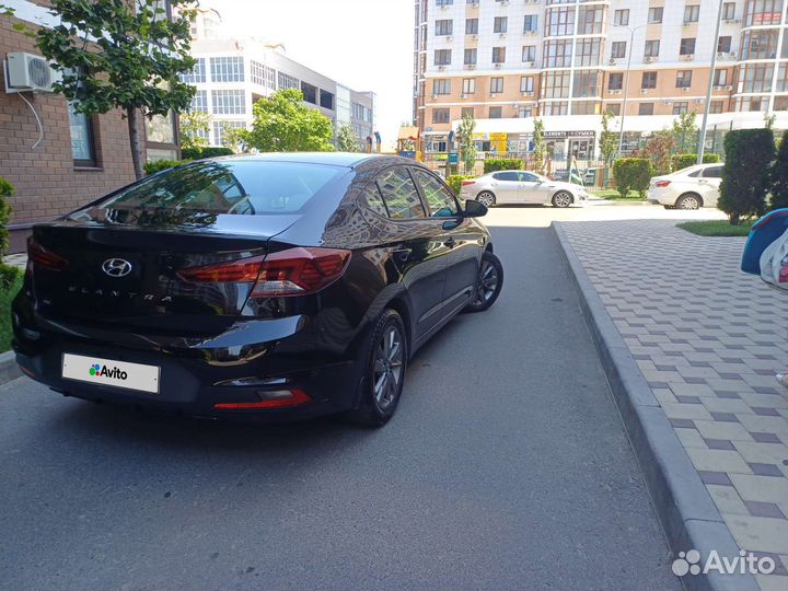 Hyundai Elantra, 2020