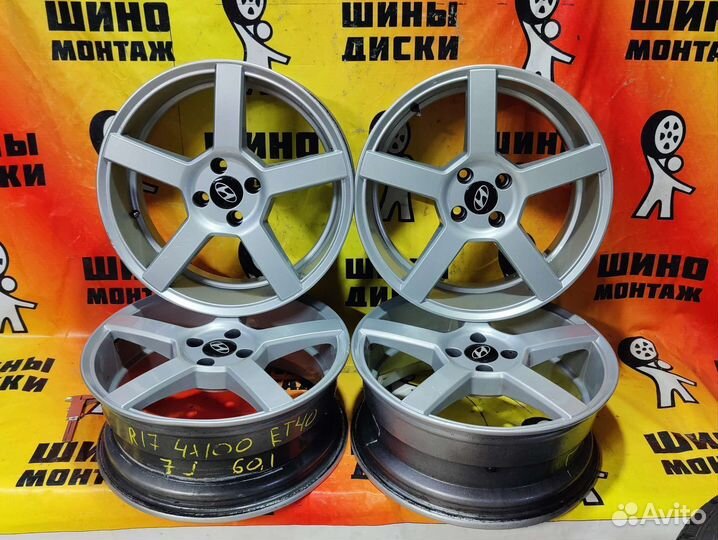 Литые диски R17 4*100 et40 dia 54.1