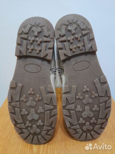 Ботинки димесезонные для девочки