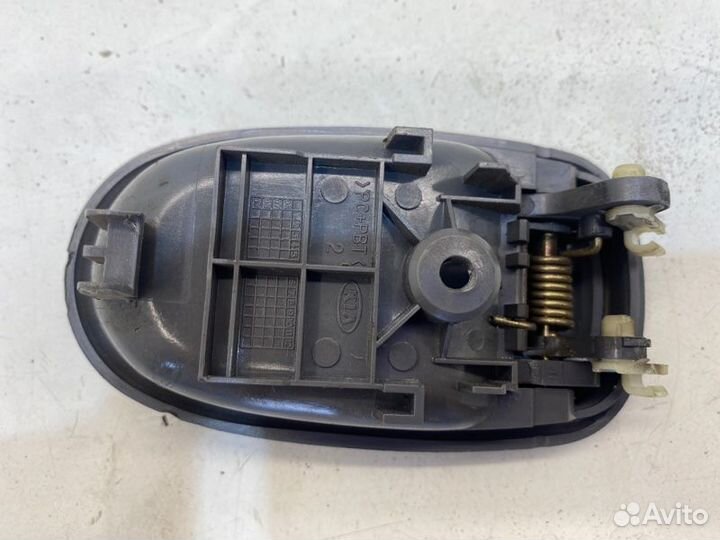 Ручка двери внутренняя задняя правая Kia Spectra