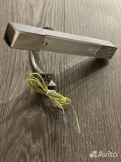 Светильник для зеркала