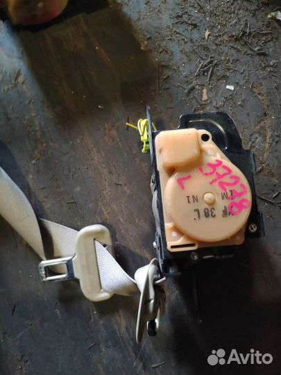 Ремень безопасности лев.перед. Toy/ Alphard/ ANH10