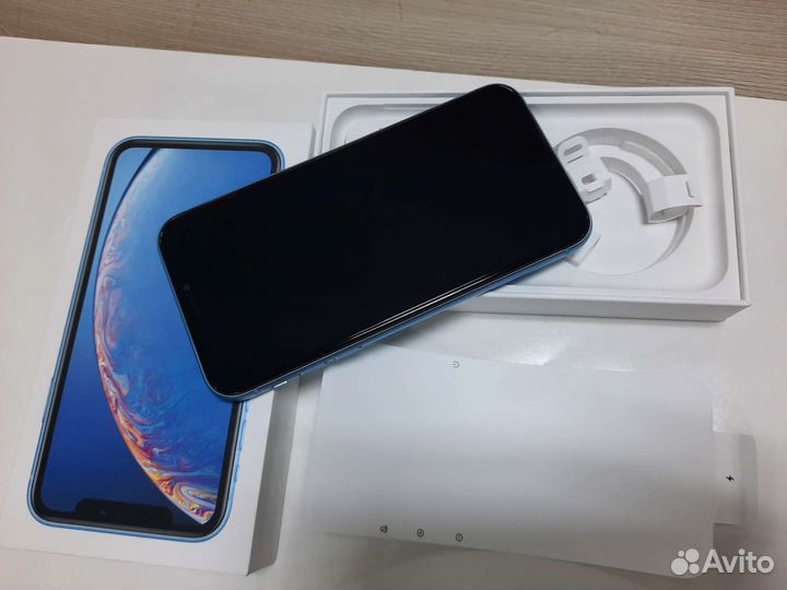 iPhone Xr, 64 ГБ