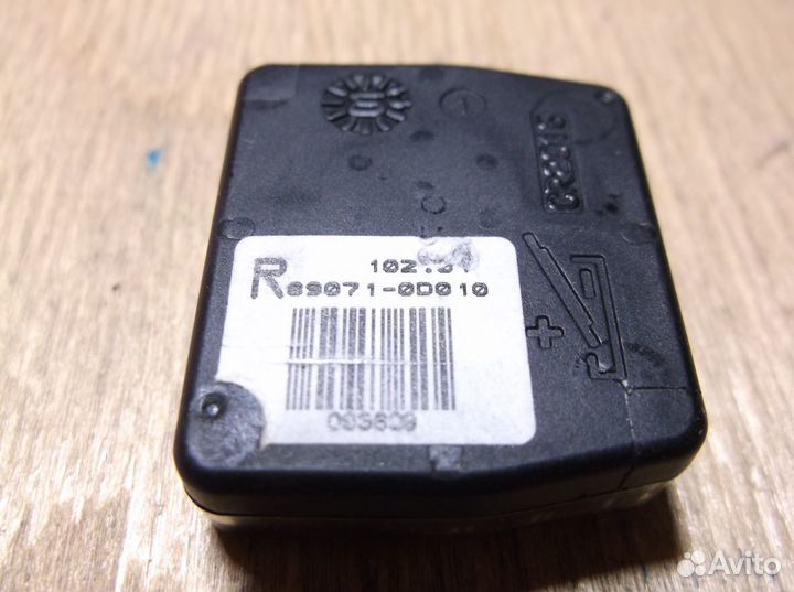 89071-0D010 Toyota Corolla remote key 433Mhz