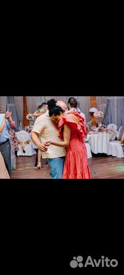 Платье женское