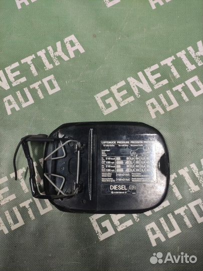 Лючок топливного бака Mercedes-Benz E Class W211