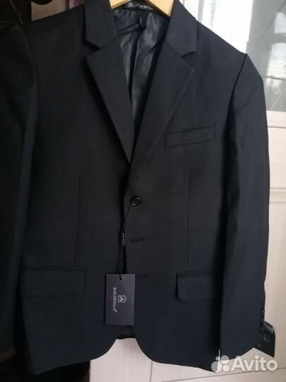 Новый Школьный костюм тройка