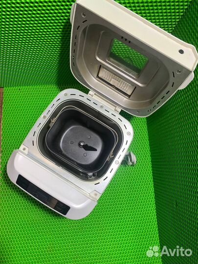 Хлебопечка Rolsen RBM-1333