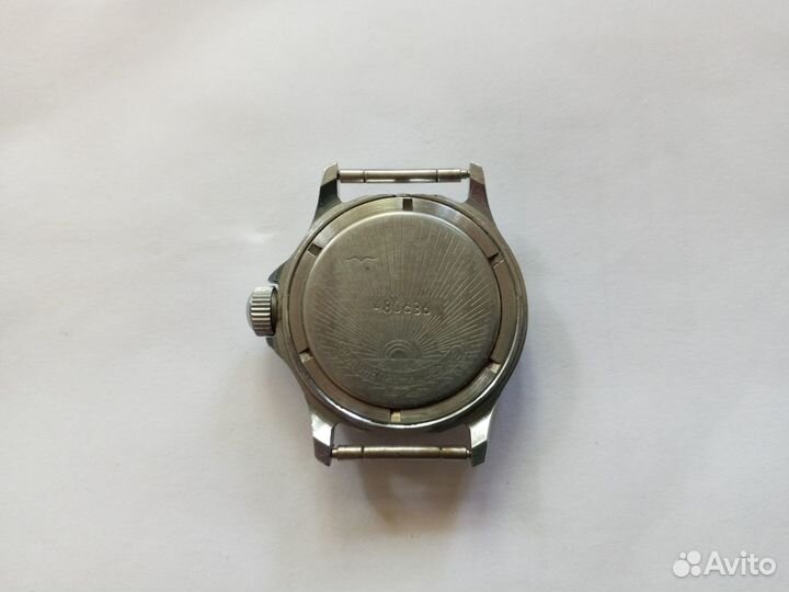 Наручные советские часы