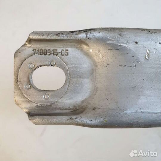 Распорка стоек 7180316 BMW 5 F10/F11/GTF07 4.4 Бен