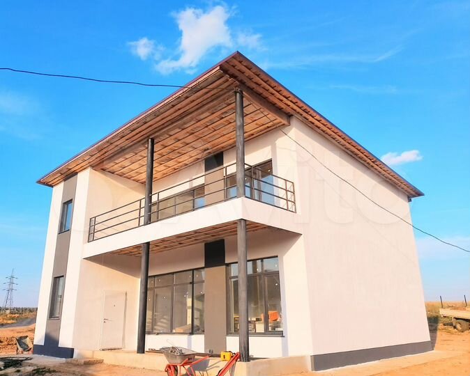 Коттедж 220 м² на участке 8 сот.