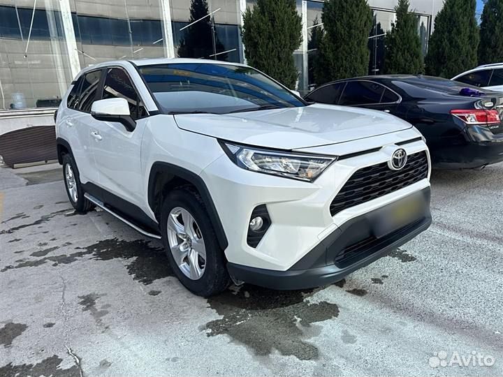 Toyota RAV4 2.0 CVT, 2020, 45 000 км