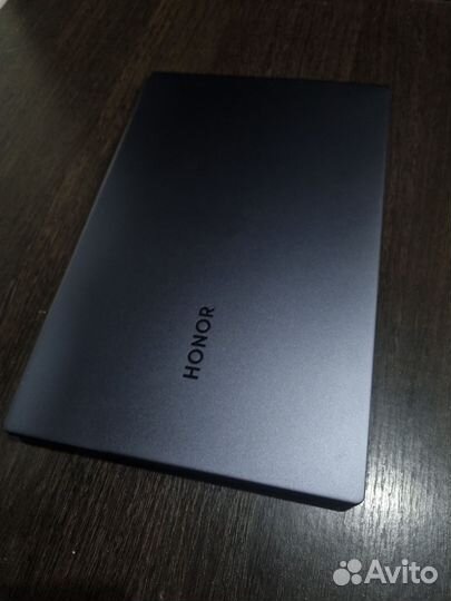 Ноутбук honor MagicBook X 15 i3/8/256GB