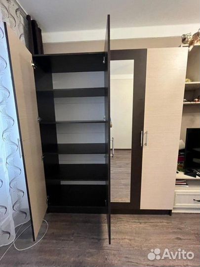 Шкаф новый распашной