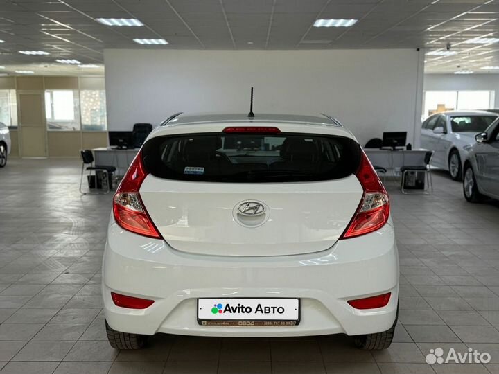 Hyundai Solaris 1.6 AT, 2013, 188 000 км