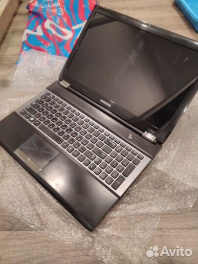 Ноутбук samsung rc530
