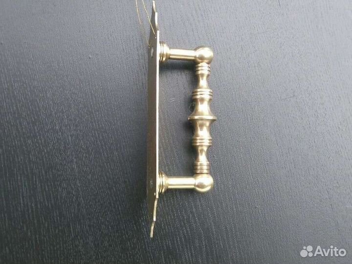 Дверные ручки бронза