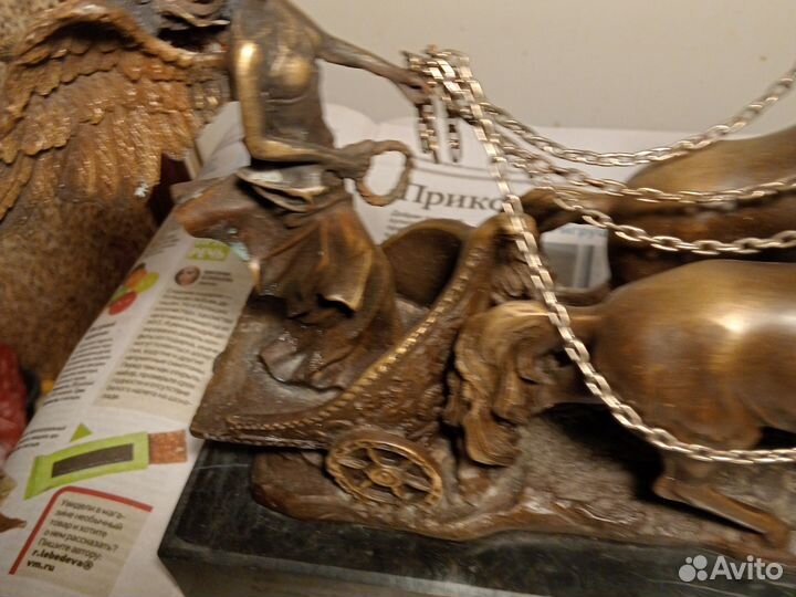 Статуэтка Дева на конях бронза