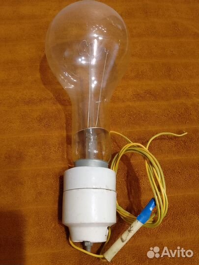 Лампа 1 киловатт и 500 ватт
