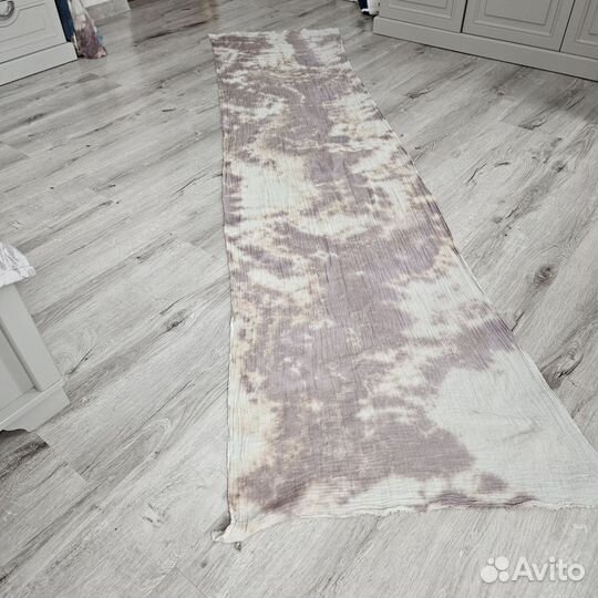 Платки много