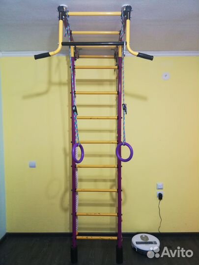 Шведская стенка с турником