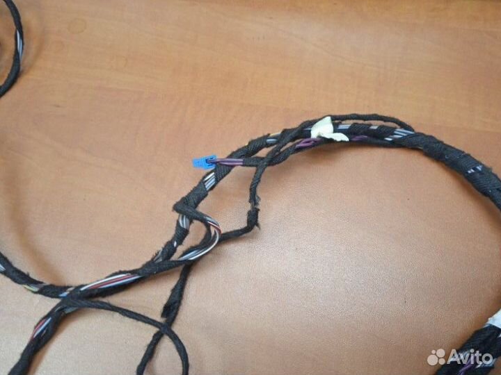 Проводка (коса) двери передняя левая Mercedes-Benz