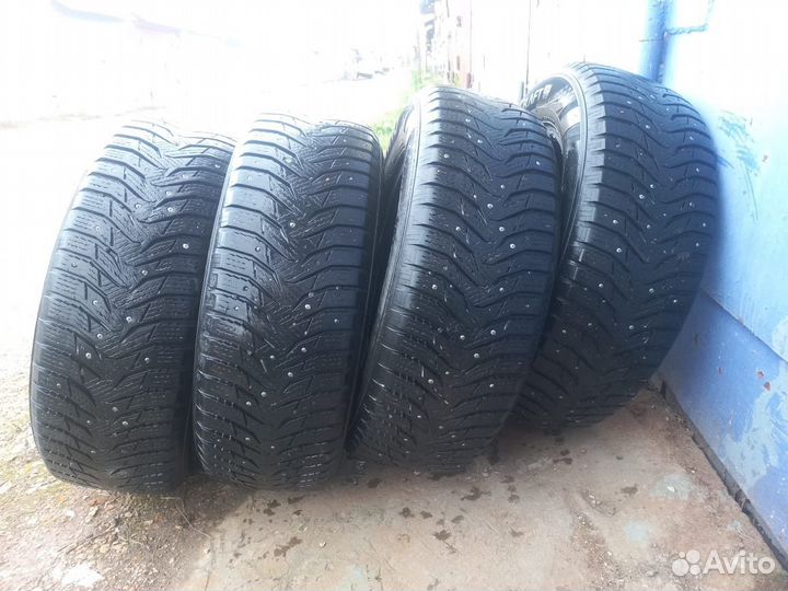 Kumho WinterCraft Ice WI31 205/65 R15