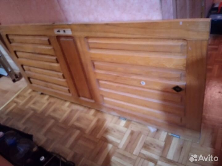 Дверь входная деревянная (дуб) б/у