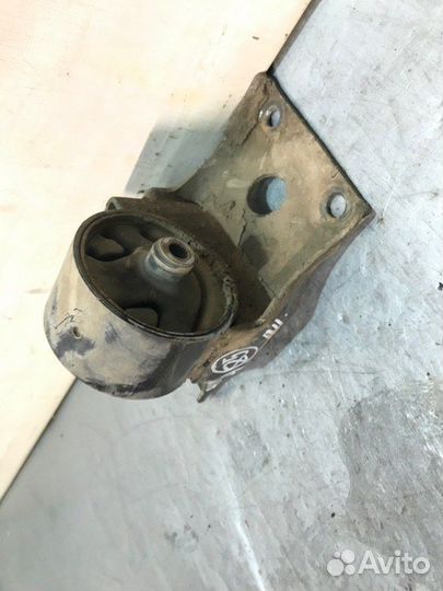Подушка двигателя передняя левая Nissan Almera N16