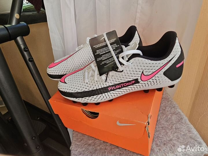 Бутсы Nike phantom