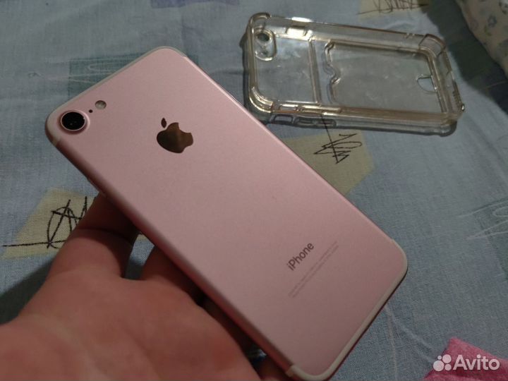 iPhone 7, 32 ГБ