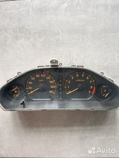 Панель приборов Toyota Corolla Levin