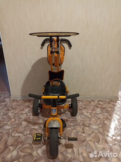Детский трехколесный велосипед