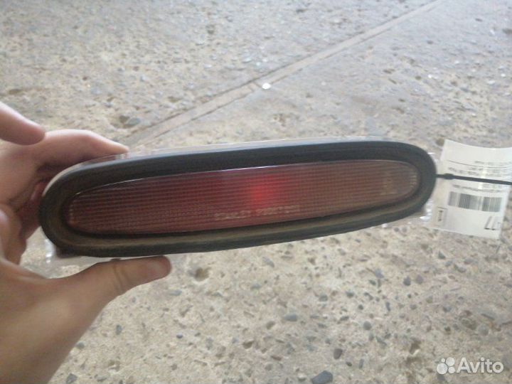 Стоп-сигнал дополнительный задний Mazda 3 BK Z6