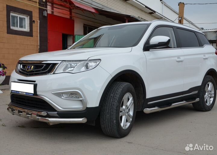 Порог труба с проступью Geely Atlas 2018