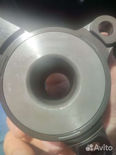 Новый выжимной подшипник на Тойота Корола, Авенсис