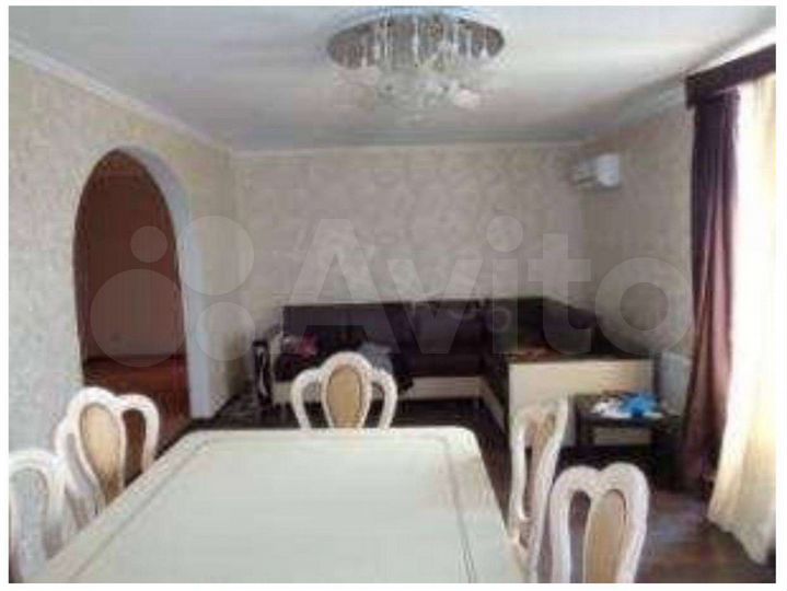 Дом 286 м² на участке 13 сот.