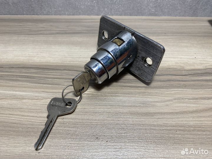 Замок багажника ваз 2102 Fiat