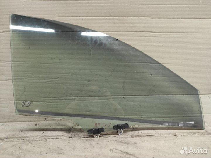 Стекло двери переднее правое Honda Cr-V RE4 K24Z