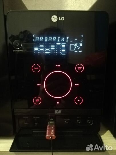 Музыкальный центр LG